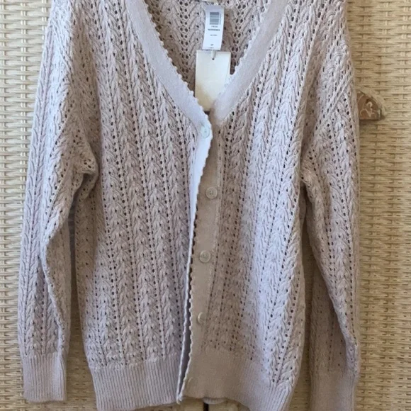 Aritzia Wilfred Free Reverence Cardigan Vin Gris (like a light lavendar color). - Picture 6 of 14